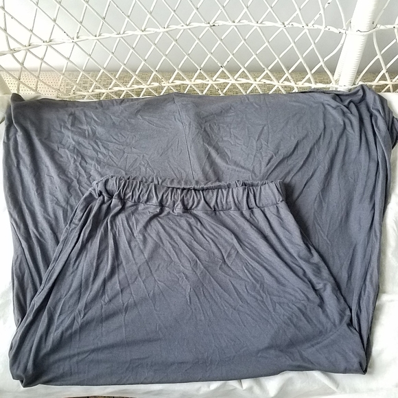 Don't Ask Why Gray Long Slit Skirt - Picture 2 of 5